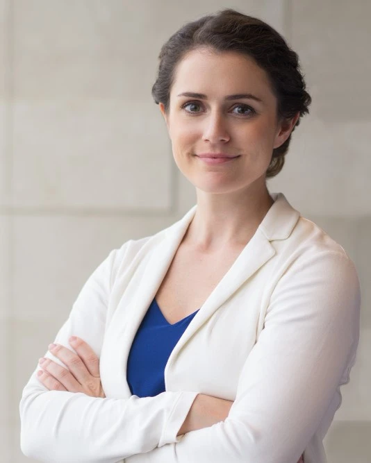 Dr. Laura Mitchell